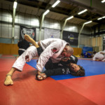 Cours de jiu jitsu brésilien pour adultes (jjb ou bjj) à la West Choke family.